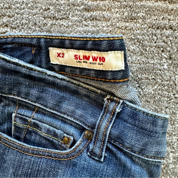 Express Jeans - Picture 2 of 3